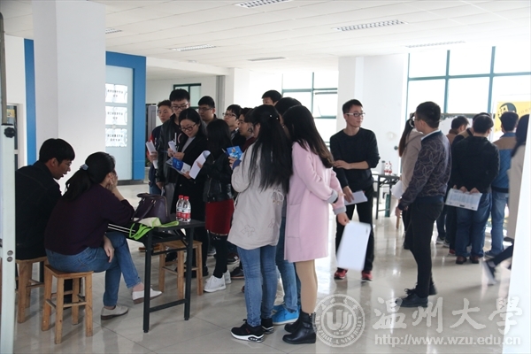 温州最新招工注塑老师，探寻变化中的自信与成就感之路